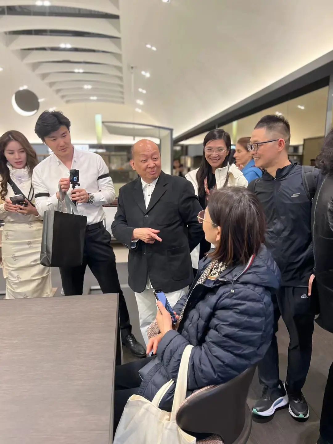 1713842085407880.jpg 640.jpg